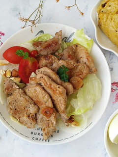 和風蒜香豬里肌。可煎／氣炸／烤肉料理 的食譜成品照片