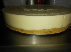 Una foto de Postre de Limón Fácil