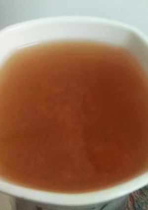 A picture of Easy clear Tomato soup.