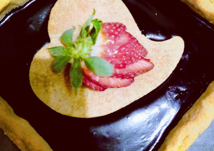 Crostata al cioccolato fondente San Valentino