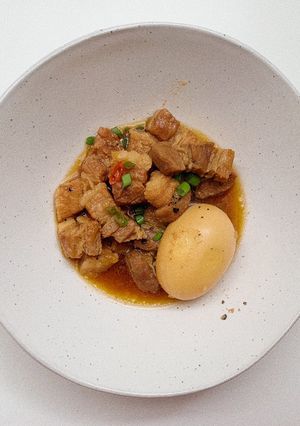 Hình của món Thịt kho trứng.