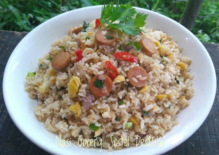 Resep Nasi Goreng Sostel oleh DapoerAy's - Cookpad
