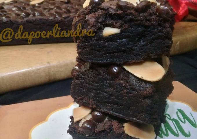 Fudgy Brownies ala @dapoerliandra