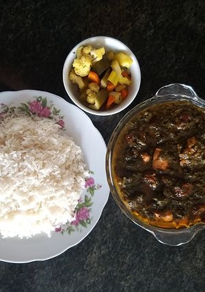 عکسی از دستور خورشت آلو اسفناج با مرغ😍