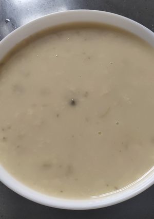 A picture of Chicken Cream Soup.