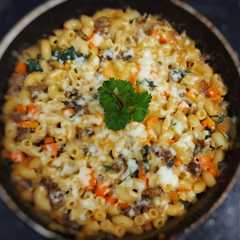 Macaroni Carbonara Bolognese রেসিপির প্রধান ছবি