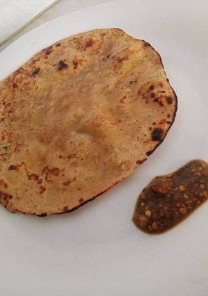 A picture of بیسن کی روٹی.