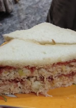 A picture of Instant sandwich.