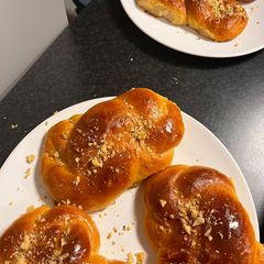 A picture of Mucenici.