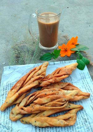পাতা নিমকি(pata nimki recipe in Bengali) রেসিপির প্রধান ছবি
