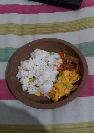 Foto resep MPASI 13 Bulan - Nasi Telor Sayur