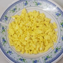 A picture of Scrambled eggs.