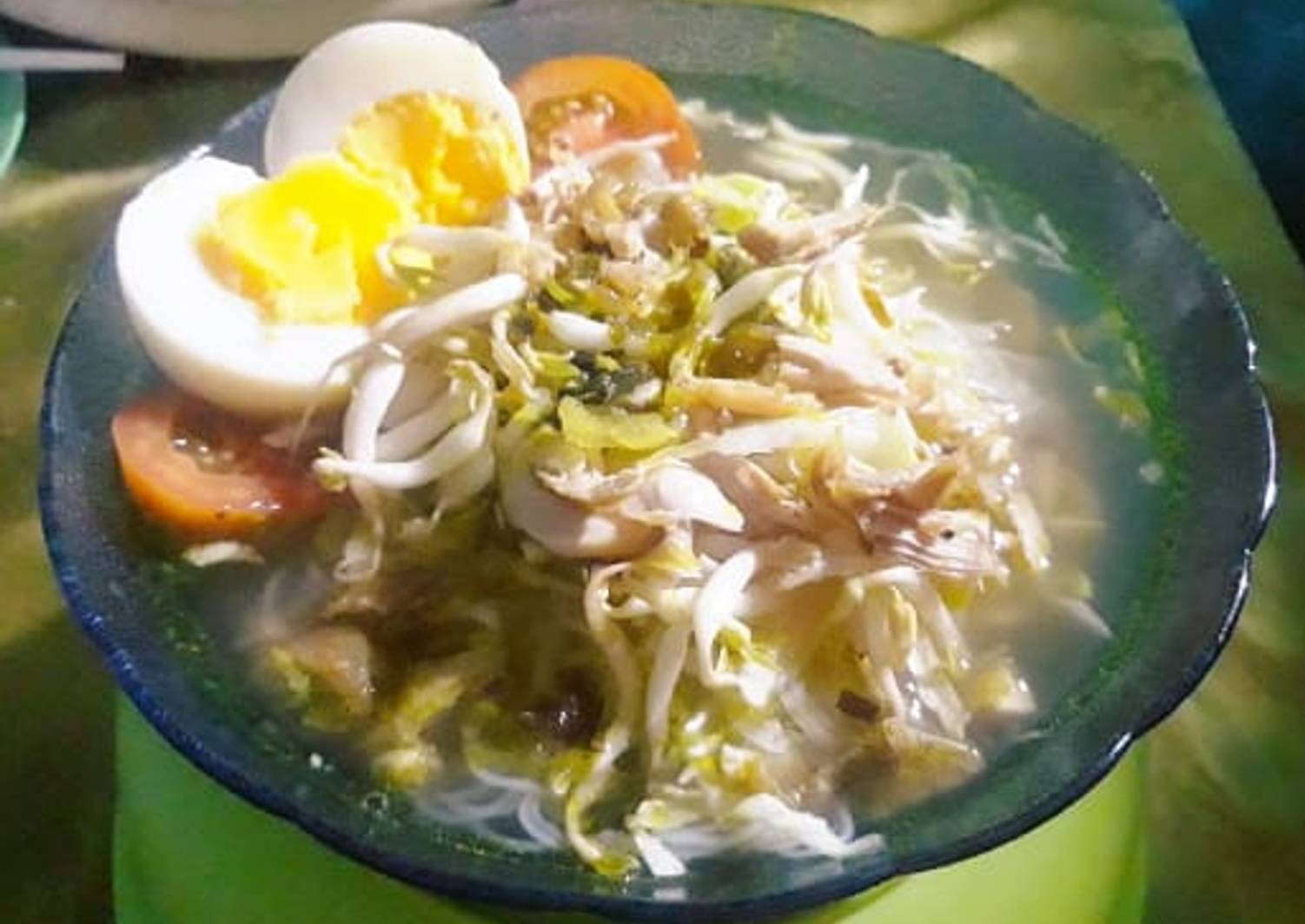 Resep Soto Ayam Kuah Bening Khas Solo Yang Nyegerin Oleh Kaizeno Globi ...