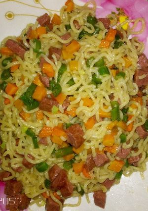 A picture of Noodles.