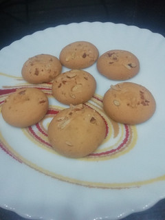 A picture of Almond cookies.