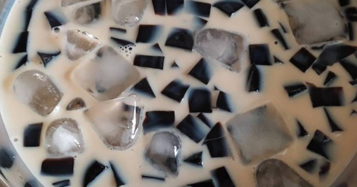  Resep  Es  Cincau  hitam  gula  jawa oleh Anita Permatasari 