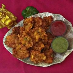 Mix veg pakora A picture of Mix veg pakora.