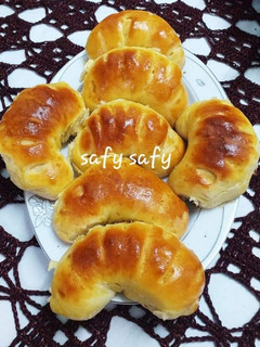 صورة لوصفة فطائر العجوة بعجينة الكريم شانتيه