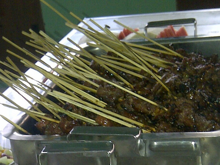 Ternyata ini lho! Resep bikin Sate daging sapi yang empuk &amp;amp;lezat sajian Hari Raya  menggugah selera