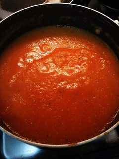 Una foto de Salsa roja natural