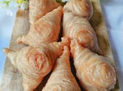 Gambar karipap segitiga