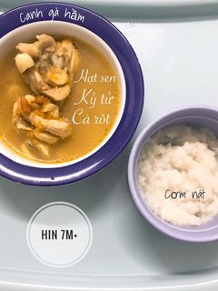 Hình của món Canh gà hầm.
