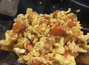 Hình của món Trứng xào cà chua.