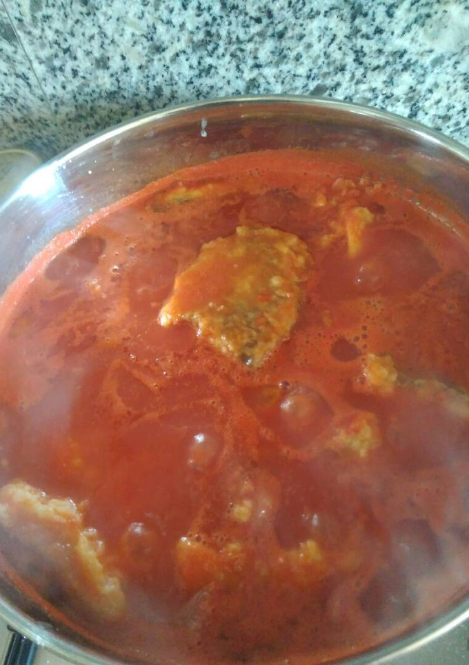 Una foto de Bacalao con tomate