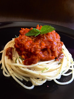 Una foto de Spaghetti con salsa boloñesa