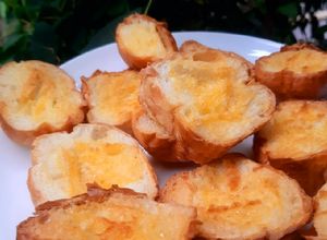 Hình của món Bánh mì chiên bơ.