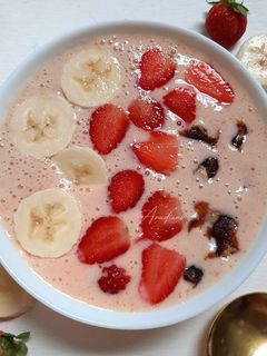Foto resep Banana strawberry pineapple smoothies