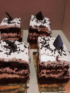 કોફી મોકા પેસ્ટ્રી (Coffee Mocha Pastry Recipe In Gujarati) રેસીપી મુખ્ય ફોટો
