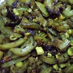A picture of Teasle gourd fry.