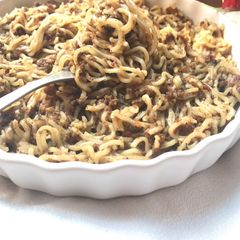 Minced meat noodles A picture of Minced meat noodles.