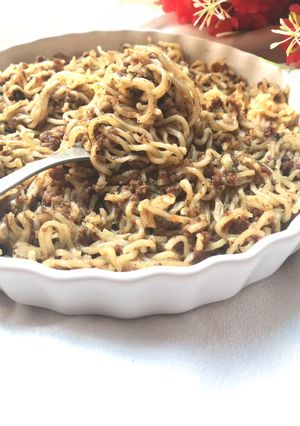 A picture of Minced meat noodles.