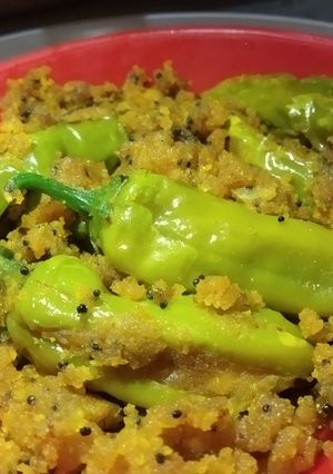 ભરેલા મરચા (stuffed chilli recipe in Gujarati) રેસીપી મુખ્ય ફોટો