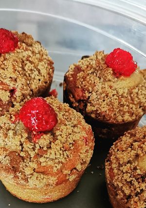 Une photo de Muffins framboise crumble speculos