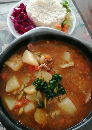 Una foto de Sopa de habas frescas