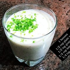A picture of Vanilla lime smoothie.