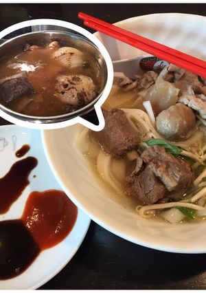 Hình của món Nấu phở bằng nồi áp suất.
