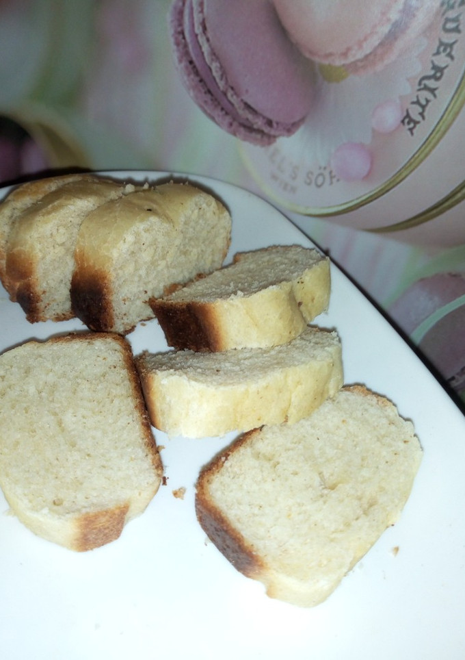 A picture of Mini,Soft Sooji Bread (Semovita Bread).