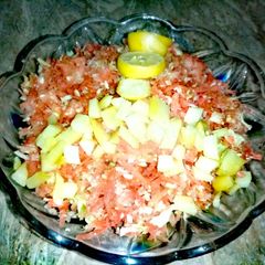 A picture of Carrots and cabbage salad.
