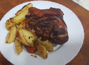 Una foto de Codillo al horno