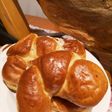 Medialuna rellena de jamón