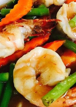 รูปของ หน่อไม้ฝรั่งผัดกุ้ง