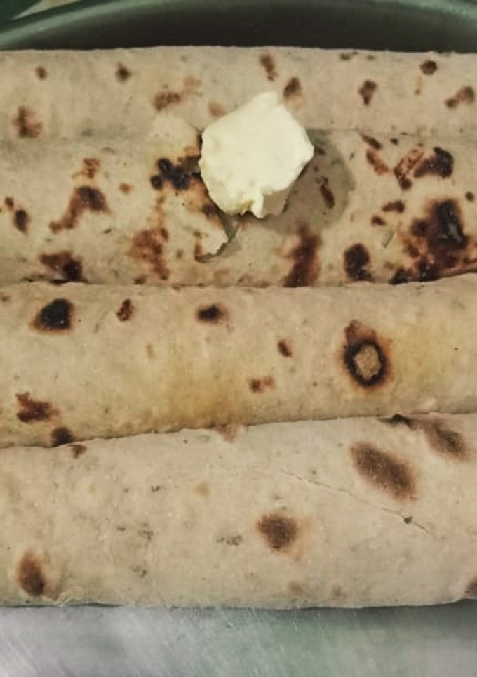 A picture of Celery chapati.