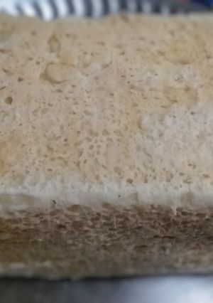 A picture of Bread in cooker.