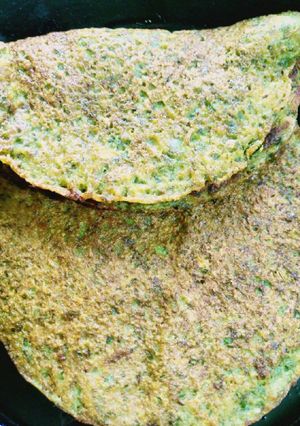 A picture of Spinach cheela.