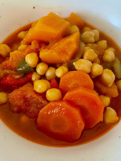 Una foto de Potaje de verduras 🧅🫑🍅🥕🧄🎃