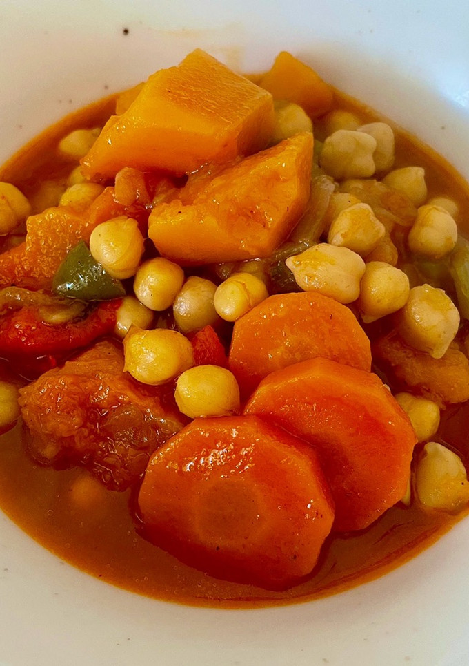 Una foto de Potaje de verduras 🧅🫑🍅🥕🧄🎃